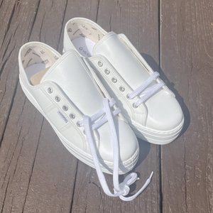 Victoria Leather Flatforms